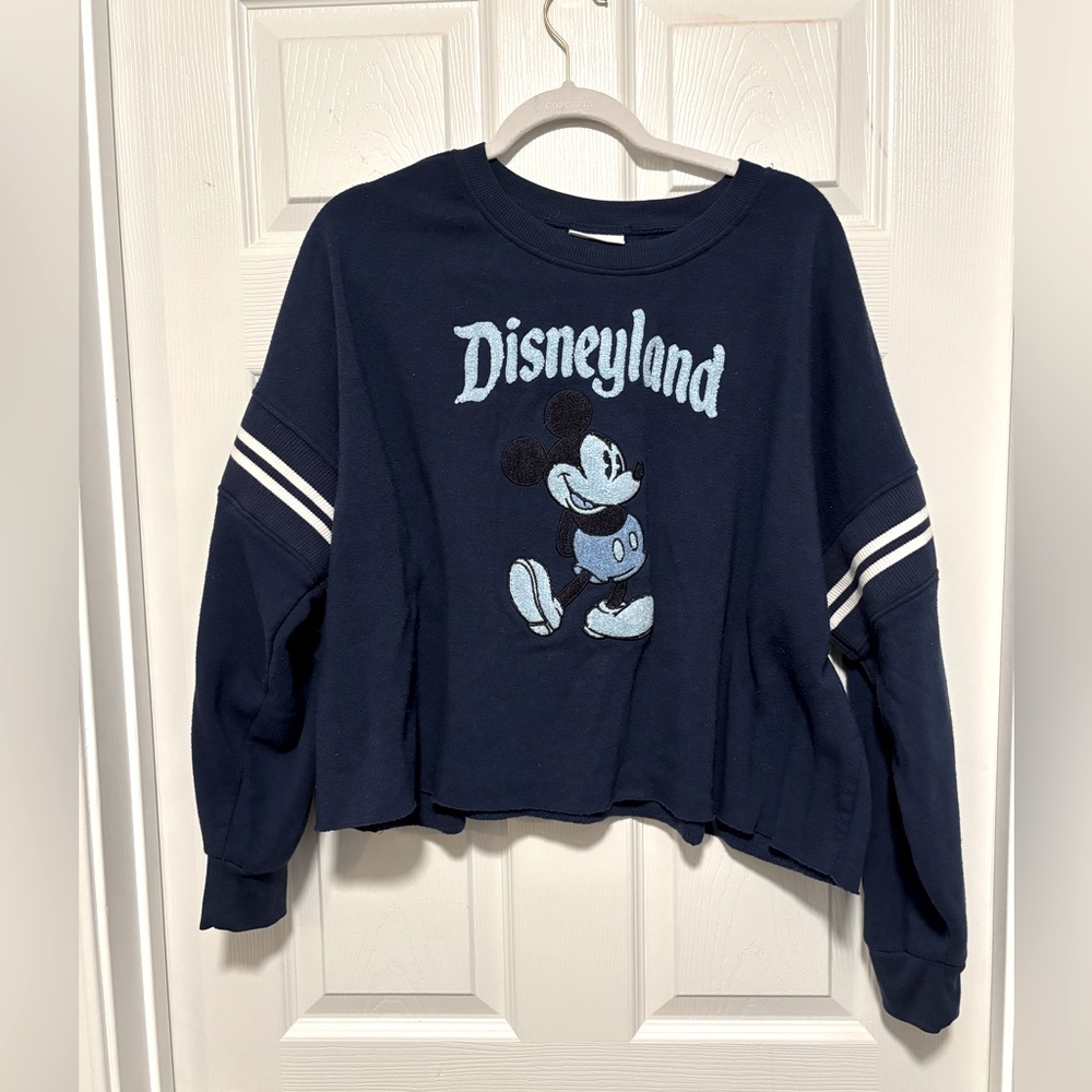 Women’s Disney Mickey Pullover Cropped Sweatshirt
